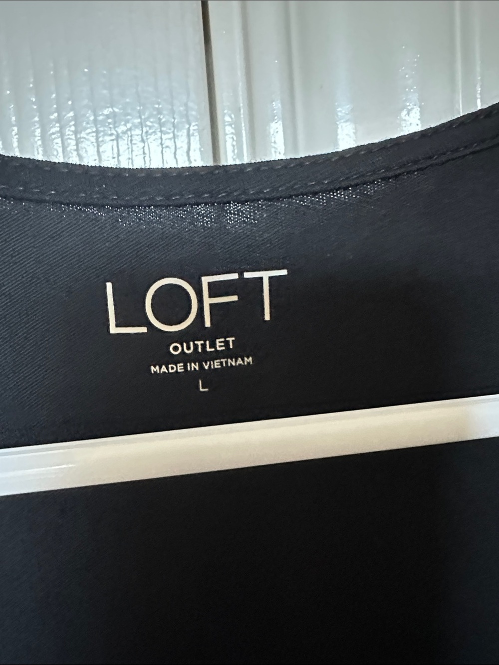 LOFT Geometric Ruffle Tank - Picture 3 of 4